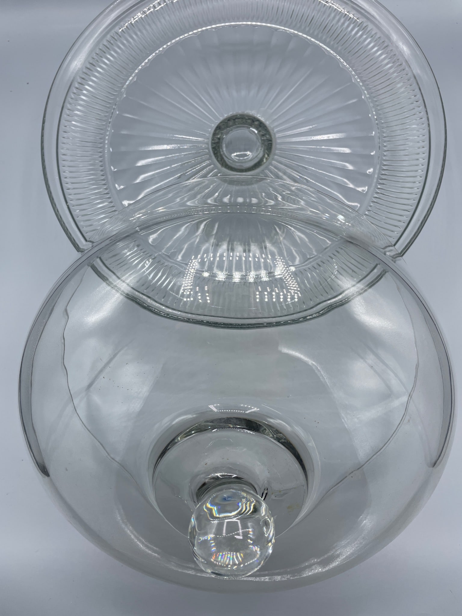 Round Clear Glass Cake Stand With Dome Lid And Fluted Base - 3