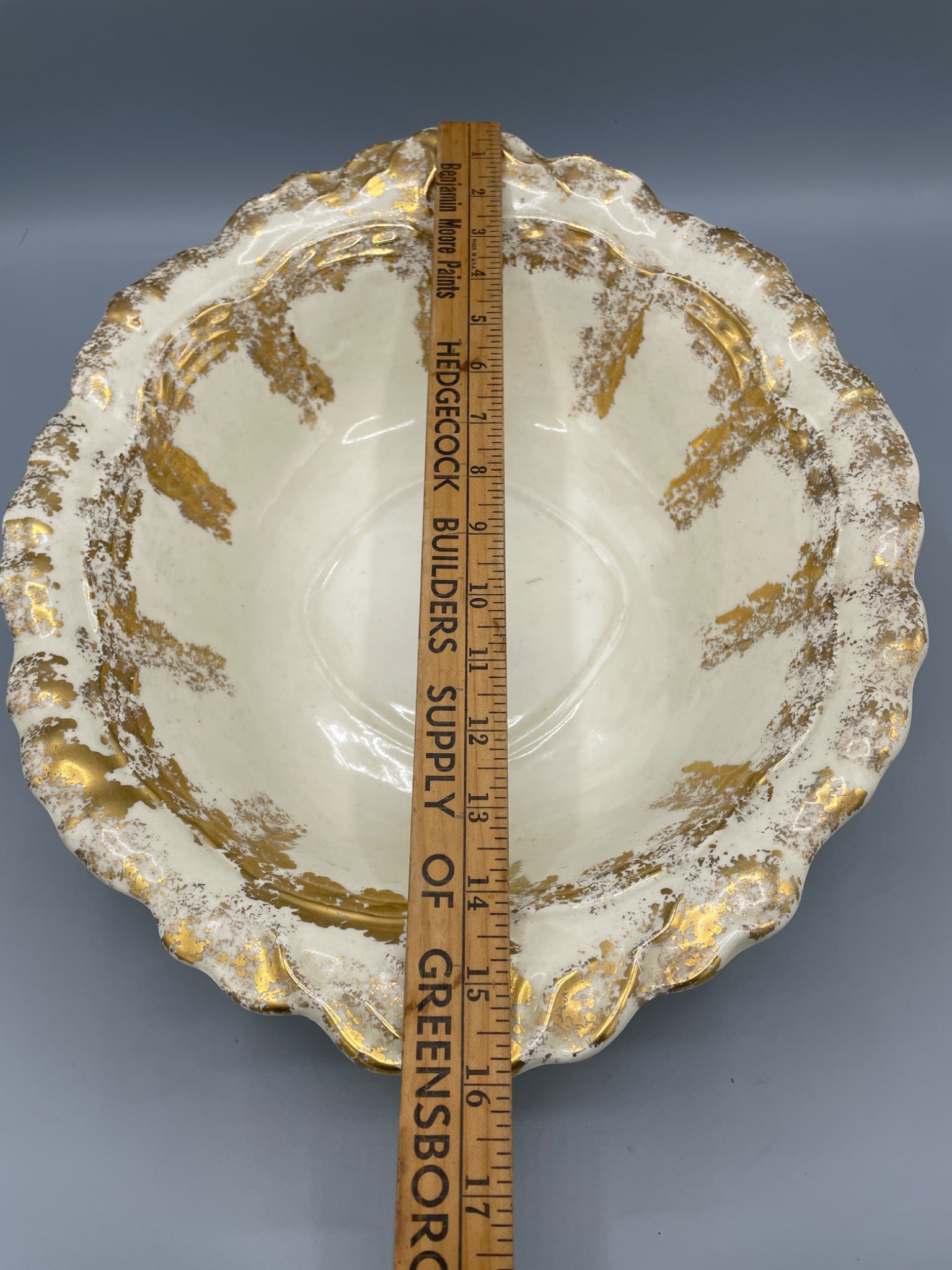Handcrafted Ceramic Bowl With Gold Detailing and Signed Base - 4