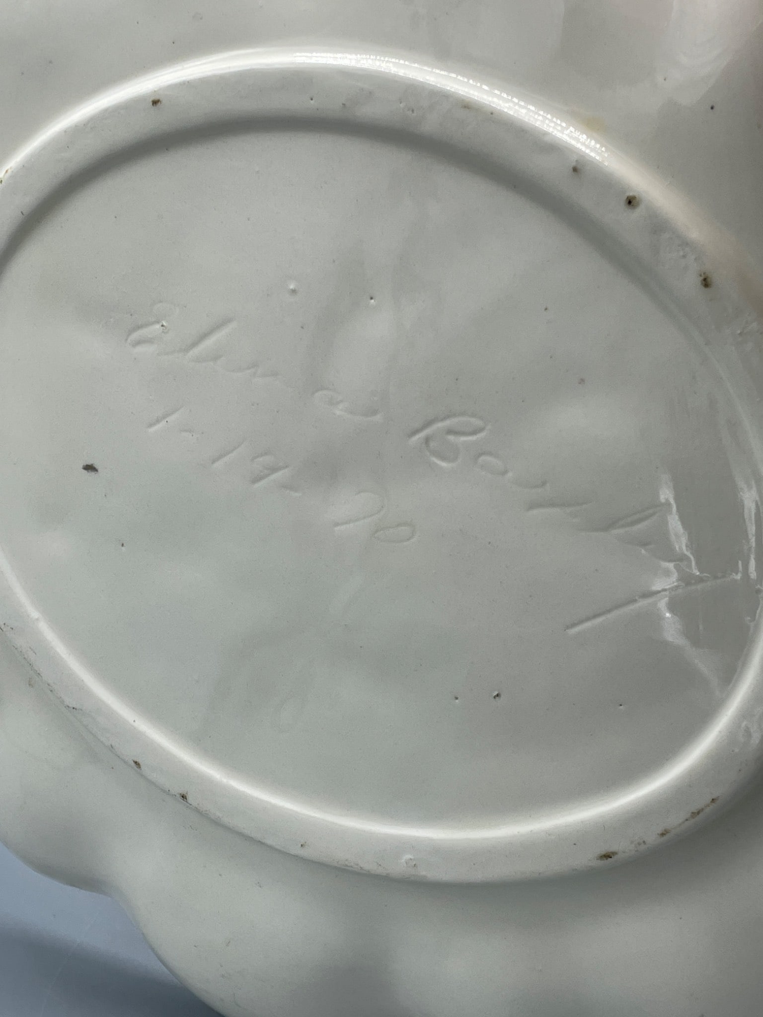 Oval Ceramic Dish with Gold Gilding and Floral Design - 5