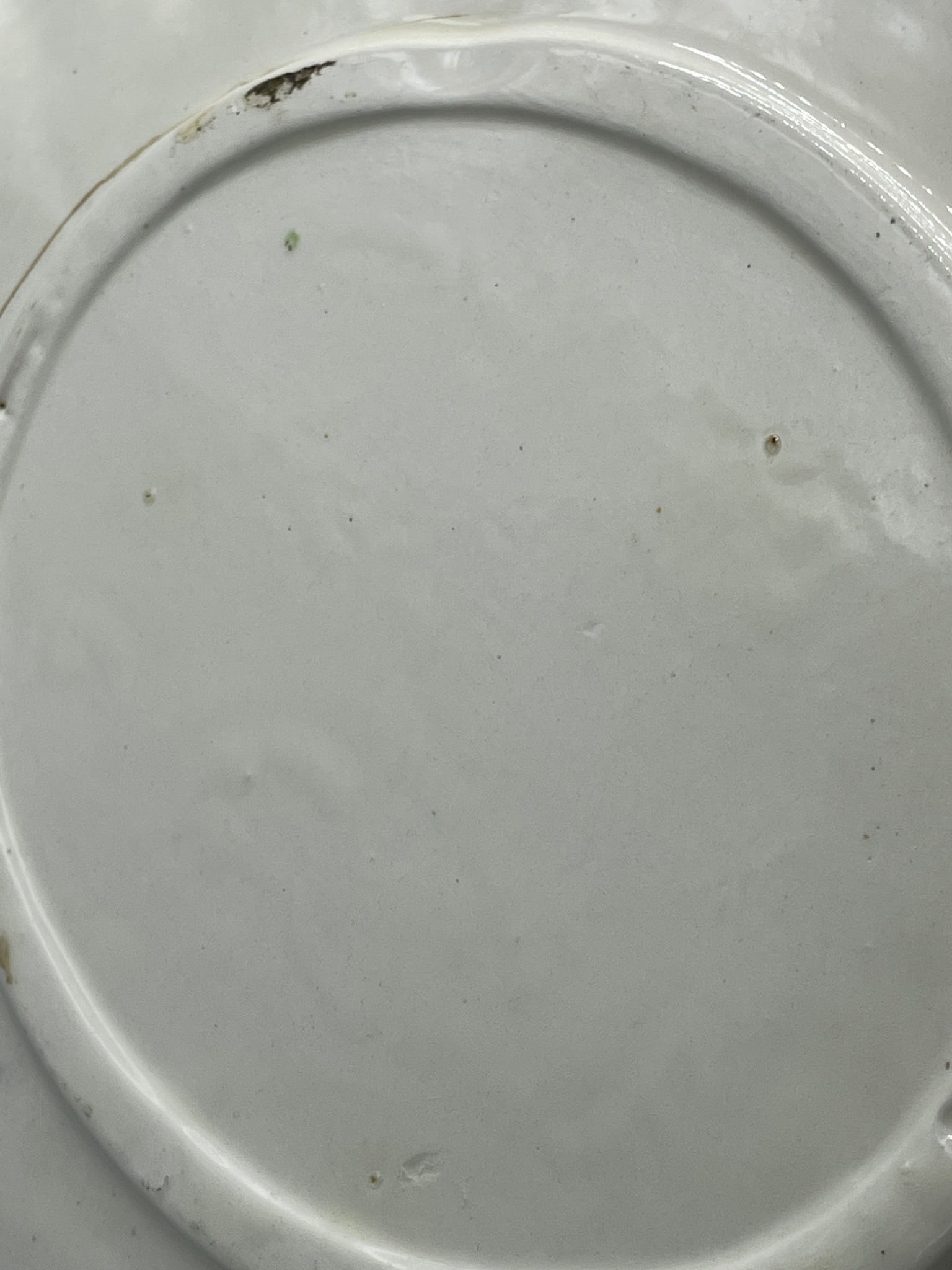 Decorative Porcelain Dish With Floral Pattern and Gold Trim - 5