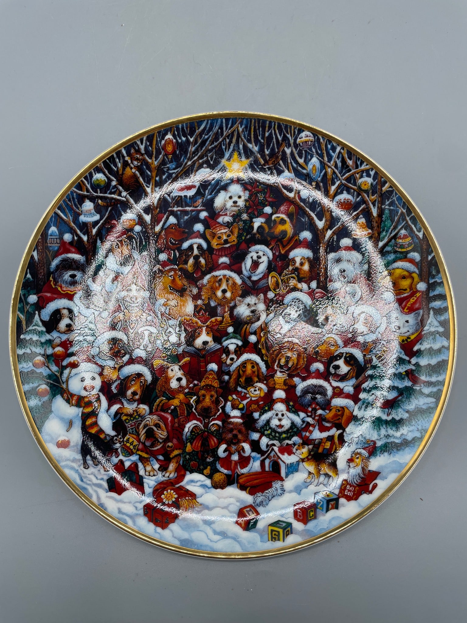 Santa Paws Limited Edition Plate by Bill Bell â€“ Franklin Mint Heirloom - 2