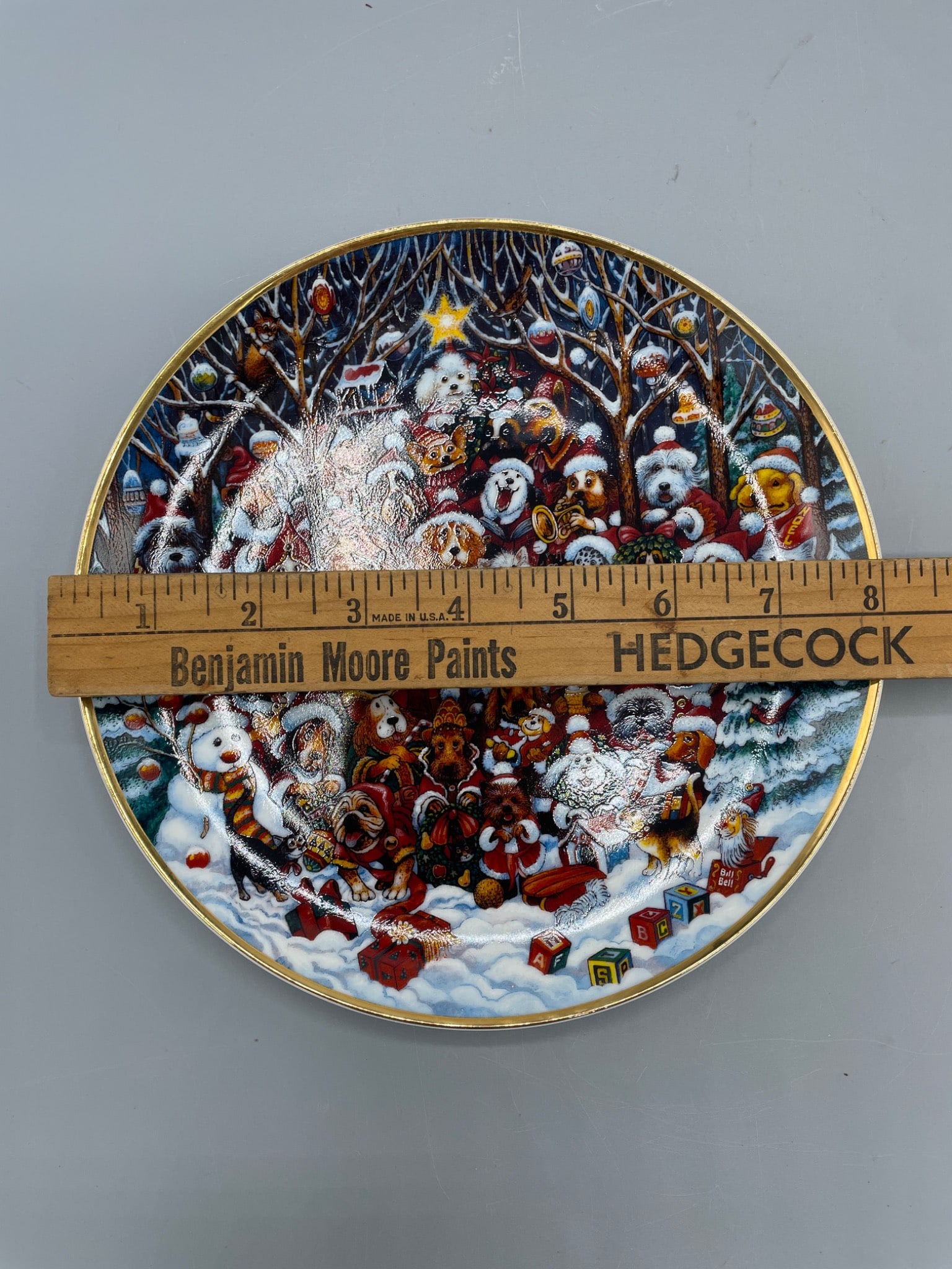 Santa Paws Limited Edition Plate by Bill Bell â€“ Franklin Mint Heirloom - 5