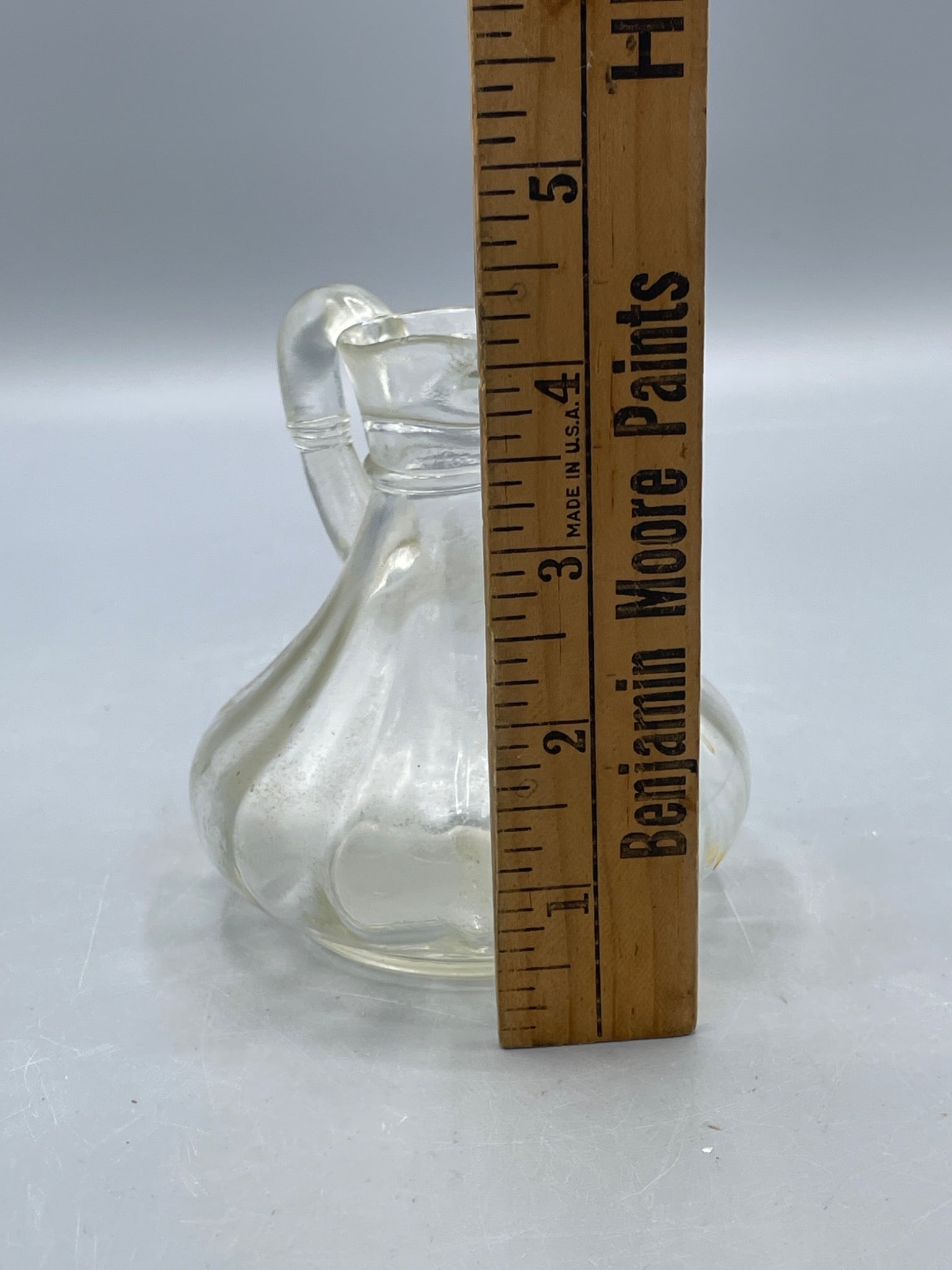 Clear Glass Pitcher with Handle and Curved Design - 3