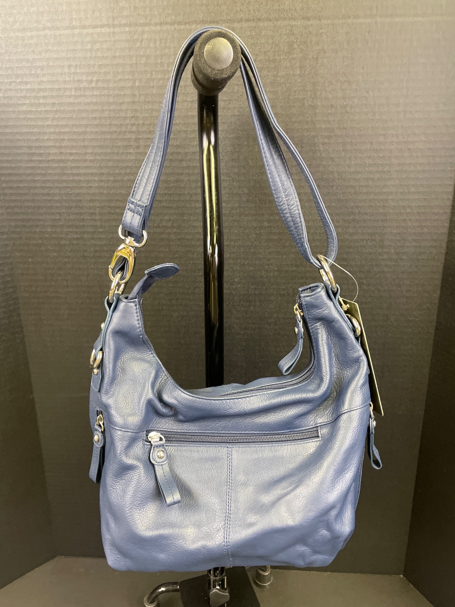 Stone Mountain Genuine Leather Shoulder Bag With Accessories - 2