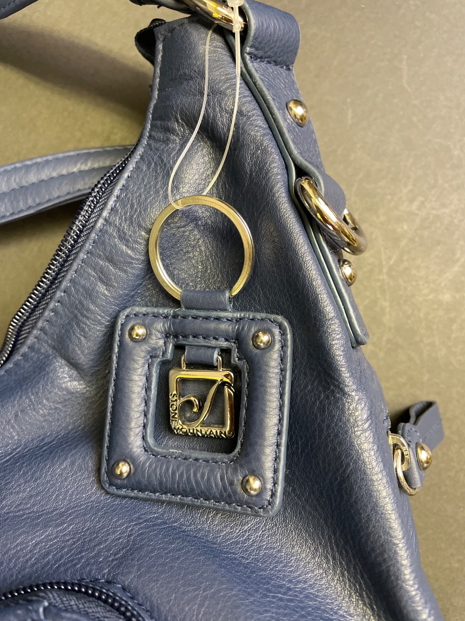 Stone Mountain Genuine Leather Shoulder Bag With Accessories - 6