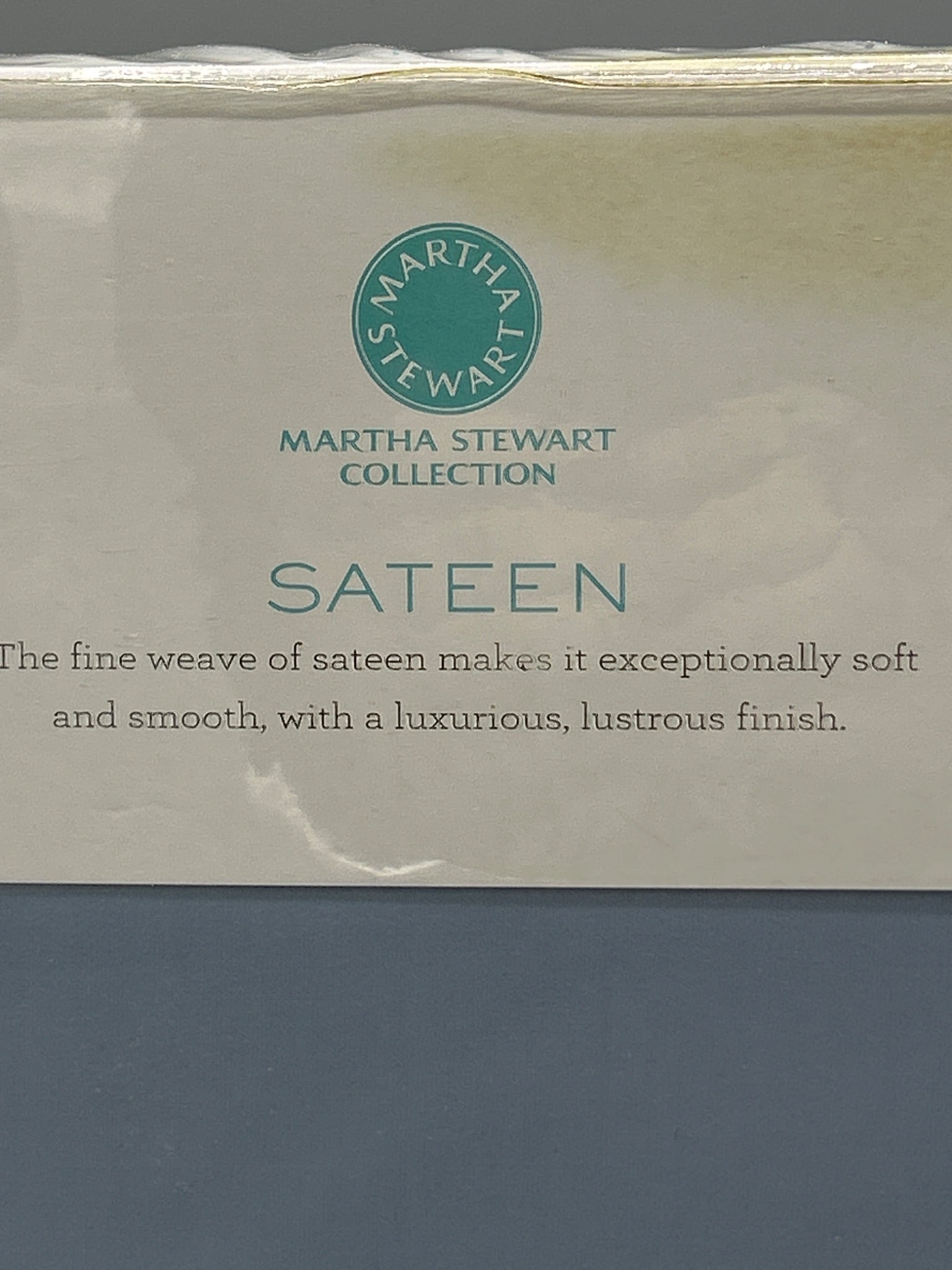 Martha Stewart Collection Sateen 300 Thread Count Queen Fitted Sheet - 5