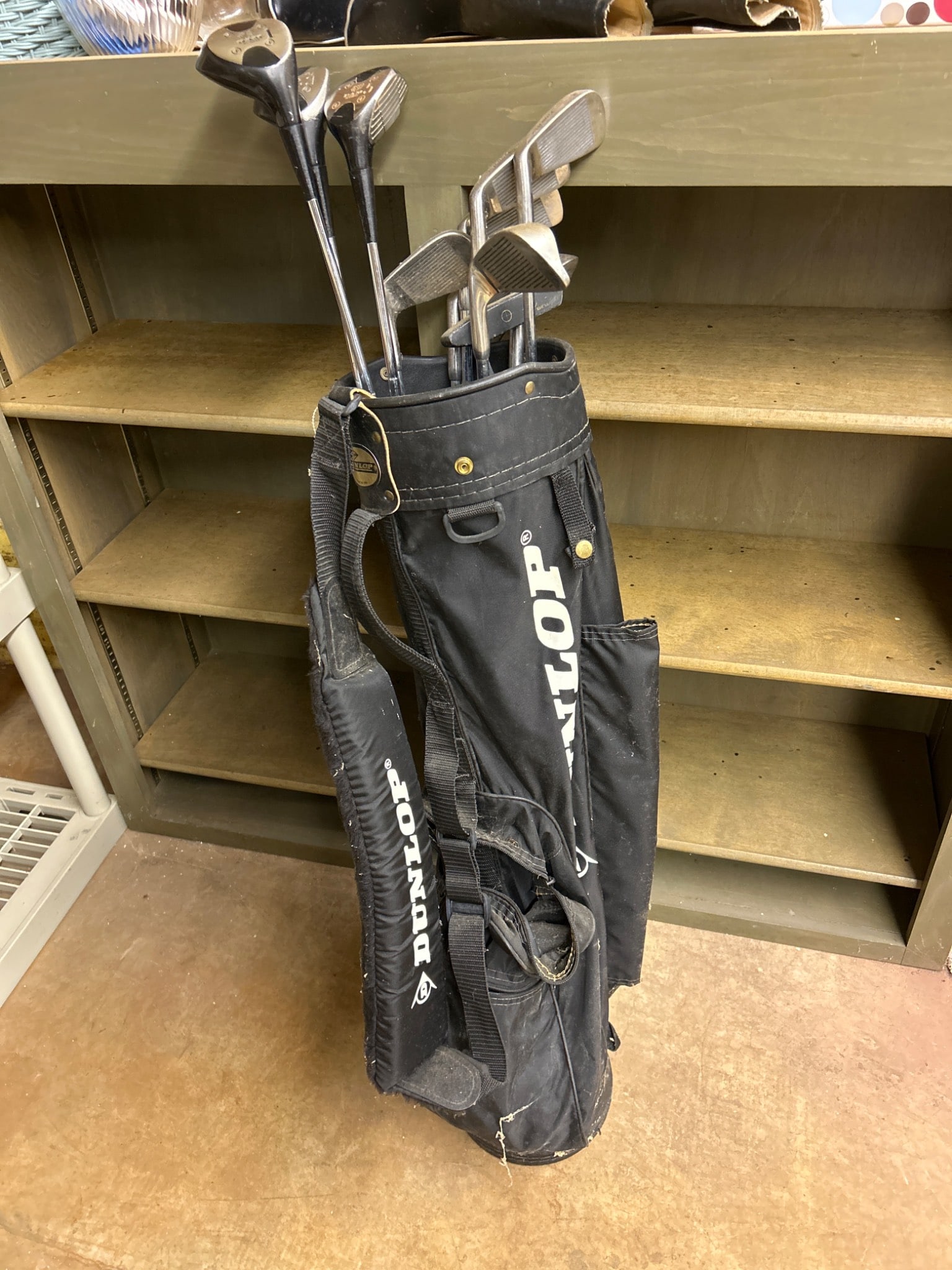 Golf Set with 1, 3, 5 Woods, 3-9 Irons, Wedge and Putter in Golf Bag (1 of 4)
