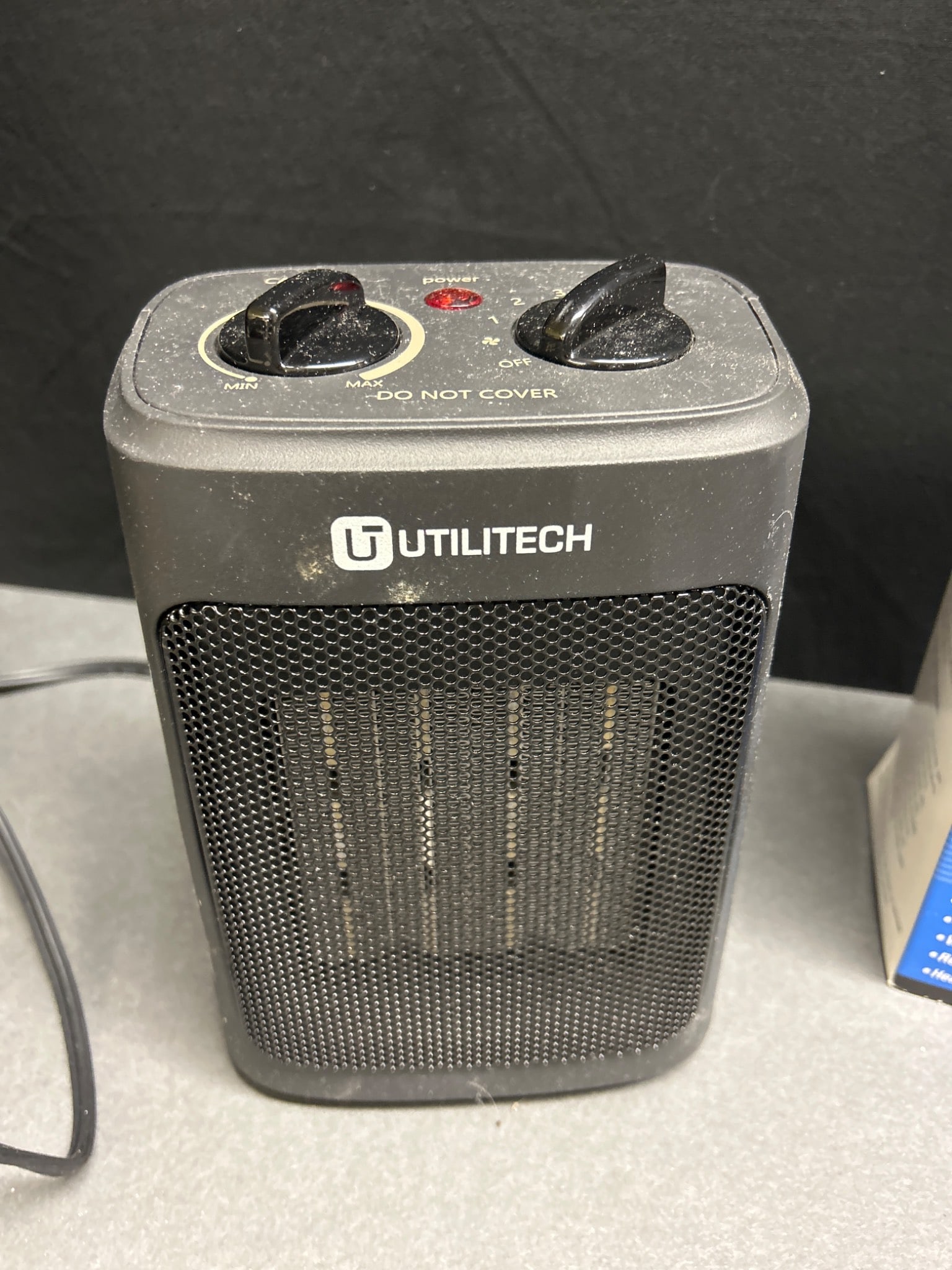 Utilitech Space Heaters and Sunbeam Heating Pad Bundle - 5