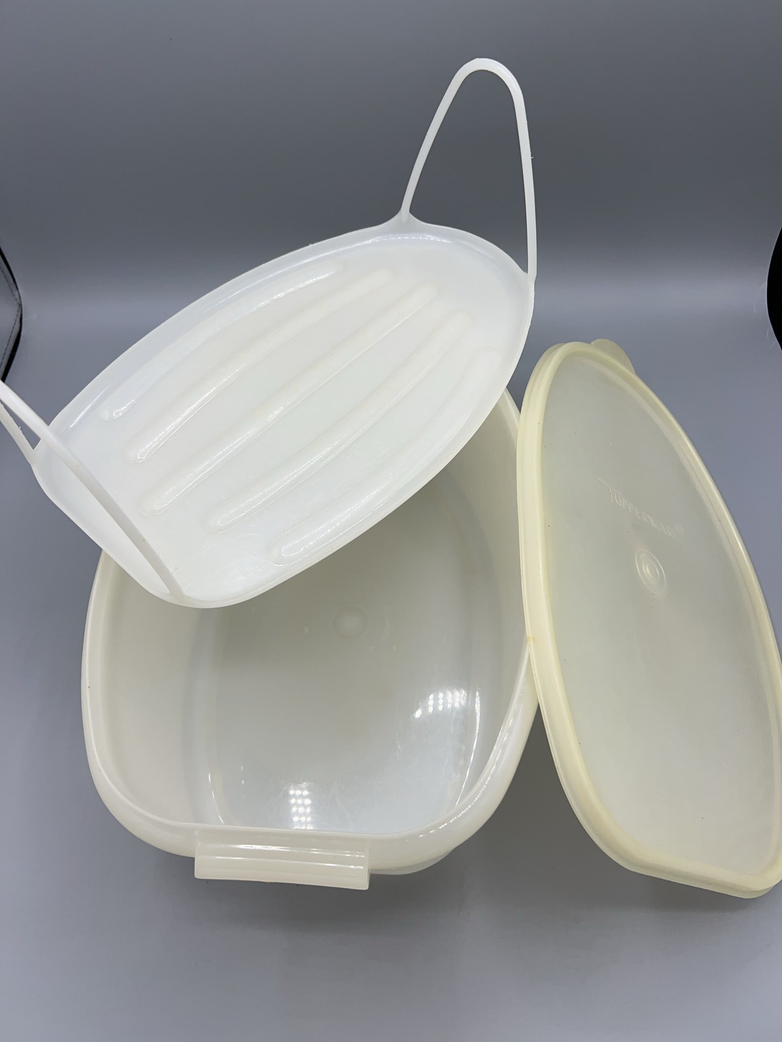 Tupperware Oval Steamer with Lid and Insert - 4