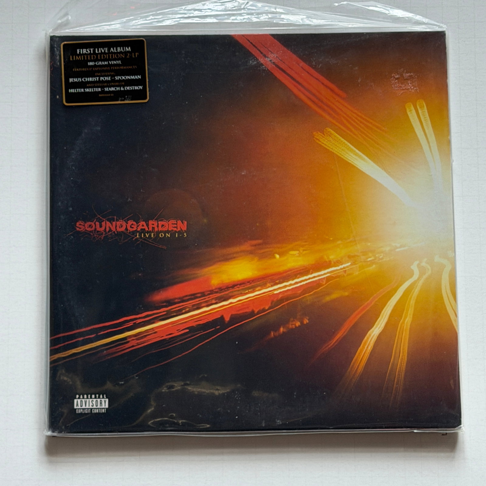 Soundgarden – Live On I-5 2xLP 2011 A&M Records – B0015268-01: 2xLP vinyl edition, gatefold jacket with insert.Inlcudes original outer bag which has the hype sticker.