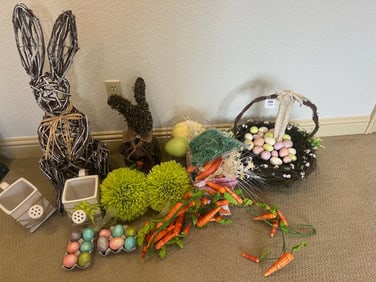 Easter Decor Collection
