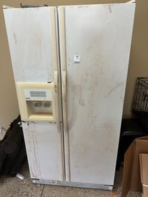Side-by-Side Refrigerator with Ice and Water Dispenser