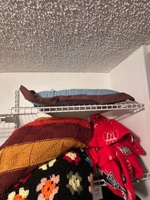 Assorted Blankets & Throws