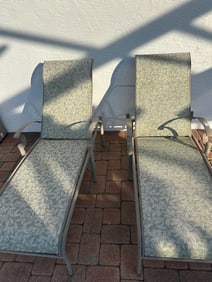 Outdoor Patio Dining Set with Umbrella