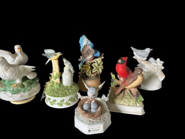 Group of Bird / Songbird Figurines & Music / Wind-up Boxes (Including Gorham, Shullwood, etc.)