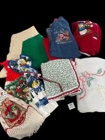 Vintage Christmas Textiles & Clothing