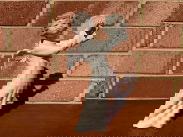 Lladró Nao 189 Angel with Tambourine Porcelain Figurine