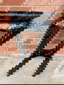 Mid-20th-Century Chinese Black Lacquered Wood Table with Mother-of-Pearl Inlay