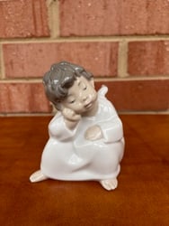 Lladro Porcelain Figurine #4539 ‘Ángel Pensando’ Thinking Angel