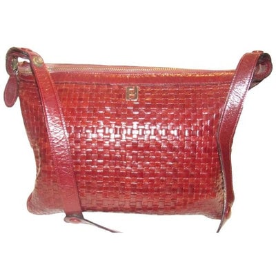 Fendi Vintage Pursesdesigner Purses Brown Woven Leather Shoulder Bag: For sale is an early, Fendi, unusual, brown woven leather, shoulder bag with a zip top closure, a gold FF logo accent, multiple compartments, two strap lengths, and a pleated, expandable body! This pu