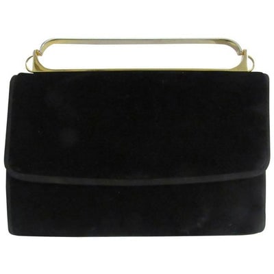 Gucci Evening W Two Way Removable Chain Strap Black Leather Velvet Shoulder Bag: One of a kind vintage Gucci evening bag! For sale is a vintage, one of a kind, Gucci, black silk velvet over leather, two-way style- clutch, shoulder, or cross body bag with a heavy, linear Art Deco h