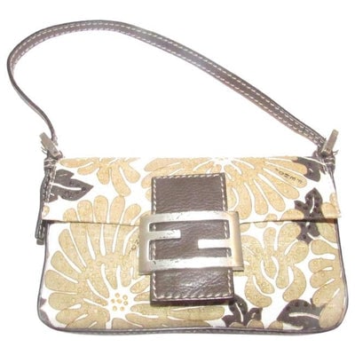 For sale is a limited edition, Fendi, floral print canvas in shades of brown and brown leather,: For sale is a limited edition, Fendi, floral print canvas in shades of brown and brown leather, petite baguette bag with chrome hardware, a single flat top handle, tonal bead embellishments and embroi