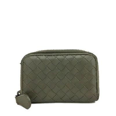 Bottega Veneta, grey intrecciato leather wallet with three compartments and a zip around style!: For sale is a Bottega Veneta, grey intrecciato leather wallet with three compartments and a zip around style! This is a great looking, sleek leather wallet from Bottega Veneta with a very intelligent