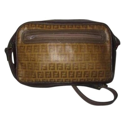 Fendi Canvasleather Cross Bodyshoulder Purse Yellow Zucchino Printbrown Leathercoated Canvas Shoulde: For sale is a vintage, Fendi, RARE, yellow/brown, logo, canvas/leather trim, cross body, shoulder bag! This purse is a great splash of color that is timeless! The bag is a rare purse by Fendi,