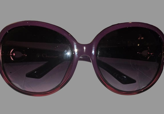 Dior My Lady Dior 7KS Plum & Gold Oversized Sunglasses – Mint Full Set: Description:Brand: Christian DiorModel: My Lady Dior 7KSColor: Plum Acetate / Gold-Finish HardwareCondition: Mint / UnwornProduct Details:Up for sale is a beautiful, highly sought-after, and retired p