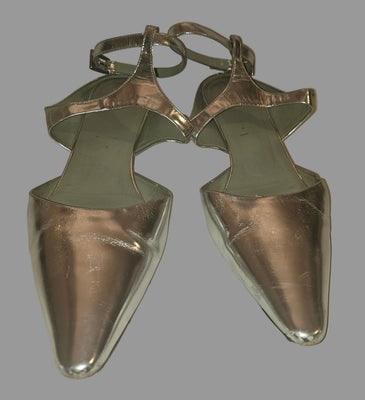 Prada silver leather low kitten d'orsay heels (1 of 4)