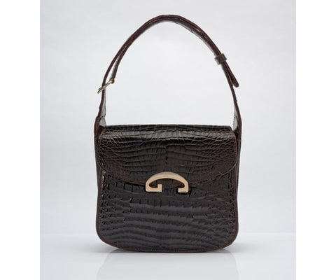 Gucci burgundy crocodile leather G Clasp shoulder purse - SUPER RARE!: For sale is an early, RARE, Gucci, mod, burgundy crocodile leather shoulder purse with a bold gold tone 'G' hinged clasp accent, envelope top, exterior pocket on the back, gold hardware, a strap that 