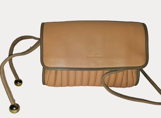 See By Chloe peach quilted leather & brown suede shoulder bag: For sale is an authentic See By Chloe shoulder bag featuring a striking two-tone design with peach quilted leather and rich brown suede paneling. This sophisticated piece showcases an elegant