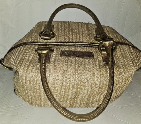 Burberry raffia & metallic leather XL two- way satchel: For sale is a Burberry raffia & metallic leather XL two-way satchel in excellent vintage condition. This statement piece combines luxurious materials with versatile styling—the blend of natural 