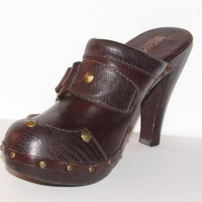 Michael Kors Brown Leather Gold Rivets Mule Slides: For sale is a pair of NWOT, Michael Kors, brown leather with alligator trim and embellishments, wooden 3.5" heels, a 1" platform rise, gold, round tack rivets, bold gold hardware, and signature Michae