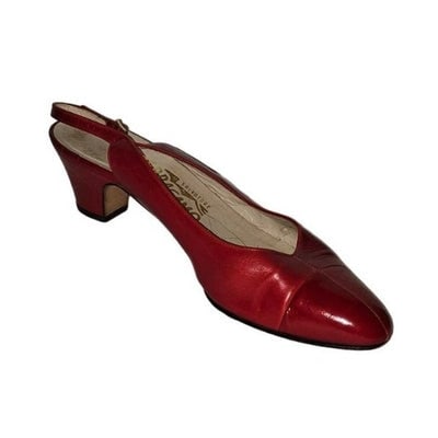 Ferragamo red two-tone leather slingback 7.5B (1 of 4)