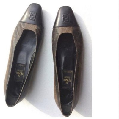 Fendi Wide Pequin Striped Coated Canvas and Leather Flats w FF Logo Toes: Fendi, Size: 5.5B US/EU 35.5B, wide pequin striped, coated canvas and leather in shades of brown flats with quilted, FF logos at the almond shaped cap toes, .5" heels, and leather soles! Wear consiste