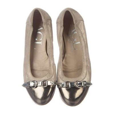 Attilio Giusti Leombruni Pewter Suede Agl Round Toe Metallic Cap Toes Flats Size Eu: Beige Taupe Suede AGL round-toe flats with metallic cap toes and stacked 1/2 inch heels. Buckle toe embellishment. Refer to online size conversion charts. All measurements are approximate.