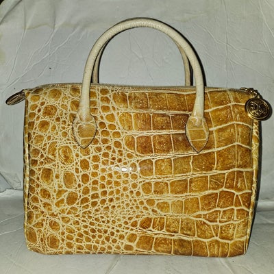 Fendi tan crocodile leather XL satchel two-way: For sale is an exceptional 1970's Fendi tan crocodile leather XL two-way satchel, a true vintage investment piece that exemplifies timeless luxury craftsmanship. This stunning bag features genuine
