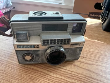Kodak Instamatic 804 camera