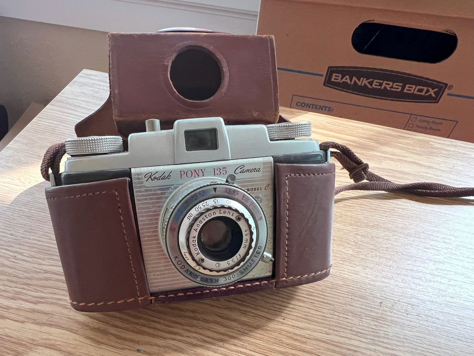 Kodak Pony 135 Model C Camera (1 of 1)