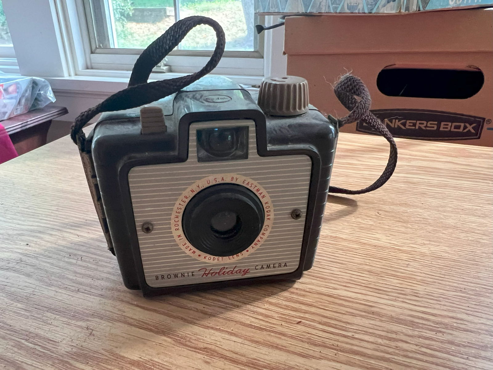 Kodak Brownie Holiday Camera (1 of 1)