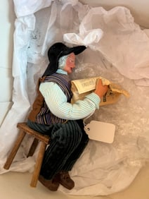 Decorative figurine