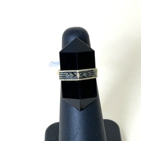 14k Gold And Onyx ring size 3.75