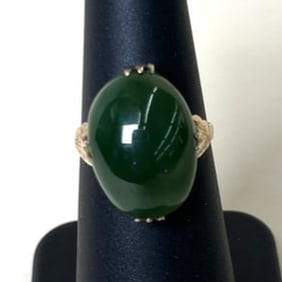 14k Yellow Gold Green Jade Ring Size 6