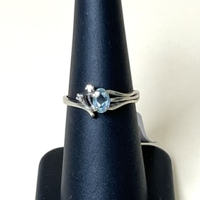 10k White Gold And Aquamarine Ring Size 6.25