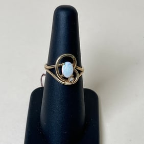 10k yellow Gold Diamond And Opal Heart Ring Size 6.25