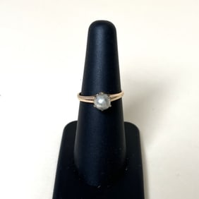 10k Antique Yellow Gold pearl Ring size 6.5