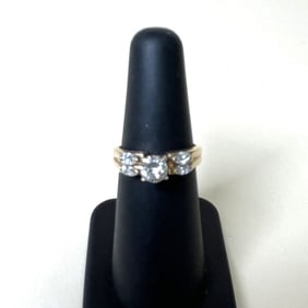5 Diamond 14k Yellow Gold Ring Size 5.5