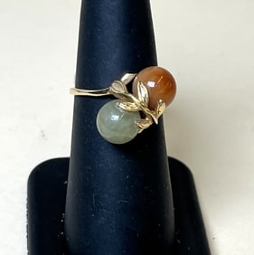 14k Yellow Gold Jade Ring, Size 6.75