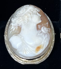 Antique 14k Yellow Gold Cameo, Lady's Portrait
